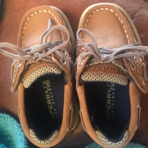 Infant sperrys boys